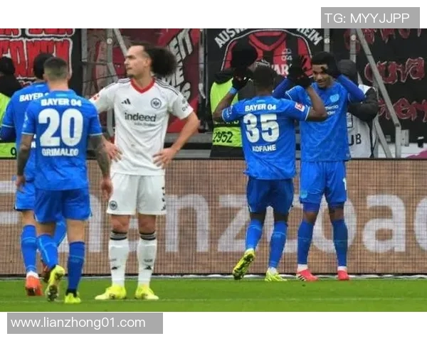 勒沃库森惨遭法兰克福逆转，德甲排名滑落至第七位